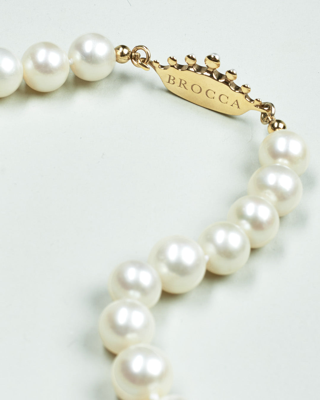 CROWN PEARL NECKLACE